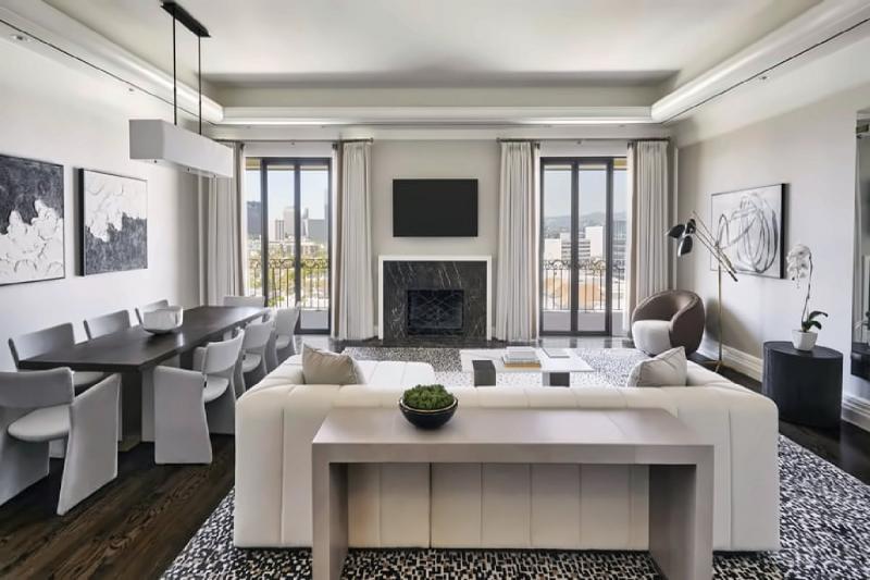 2 Bedroom Governors Suite