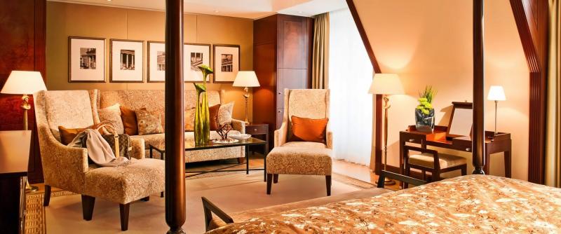 Brandenburg Gate Deluxe Suite