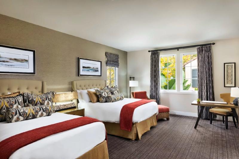 Bungalow Building Ocean View Room