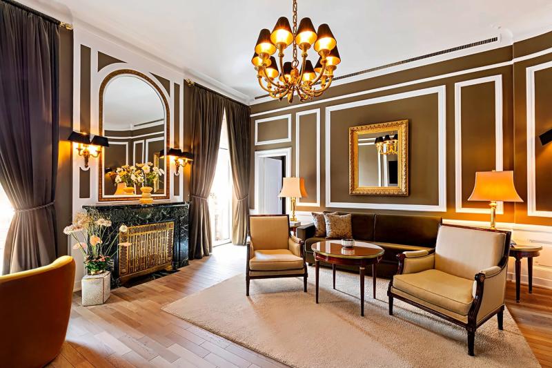 Cathedral View Suite