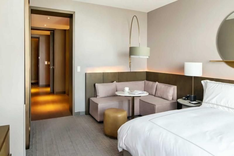 Fairmont Gold Sunset View Room