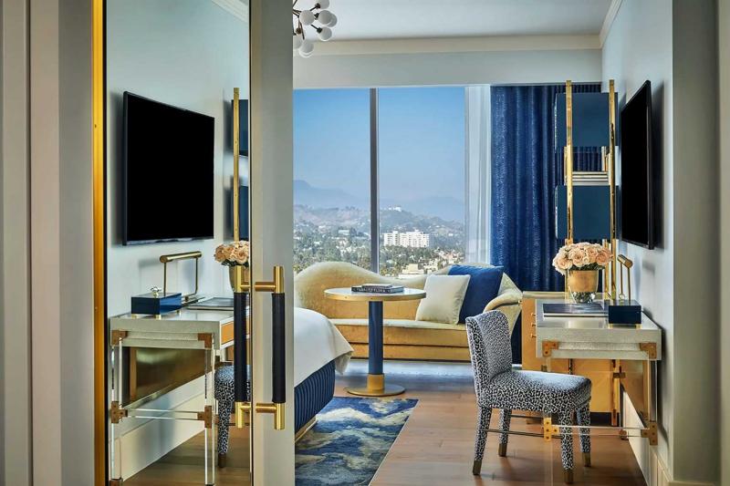 Hollywood Hills Room
