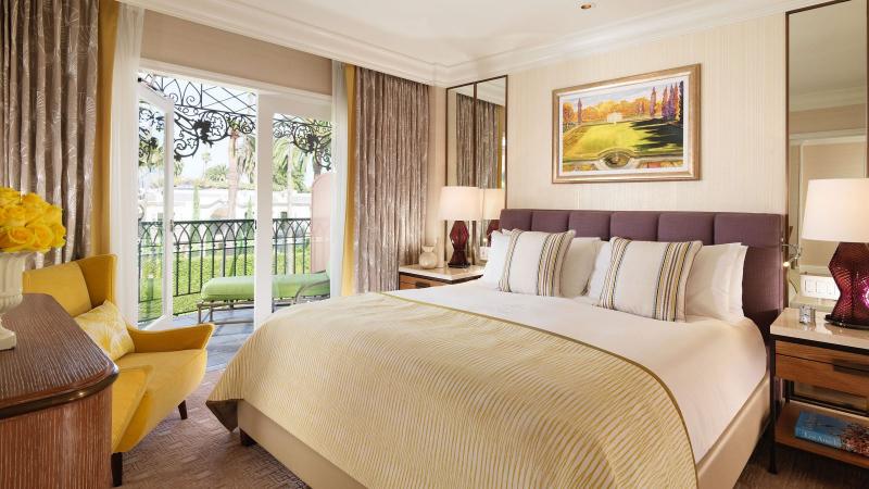 Beverly Hills Junior Suite