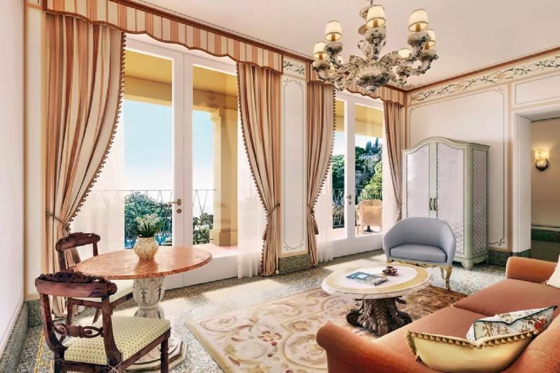 Baronessa Terrace Suite