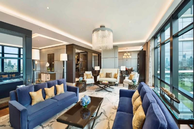 Royal Presidential Suite