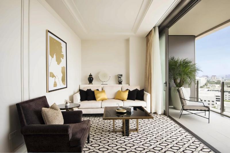 Superior Corner Terrace Junior Suite